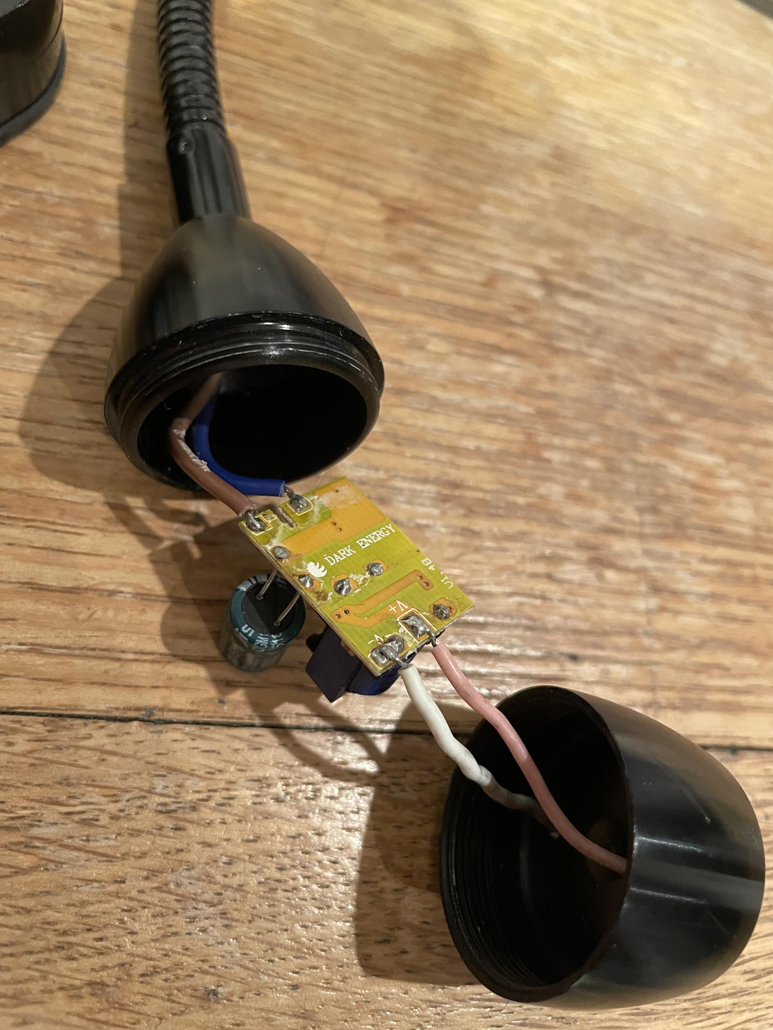 Original lamp with a voltage transformer(?)